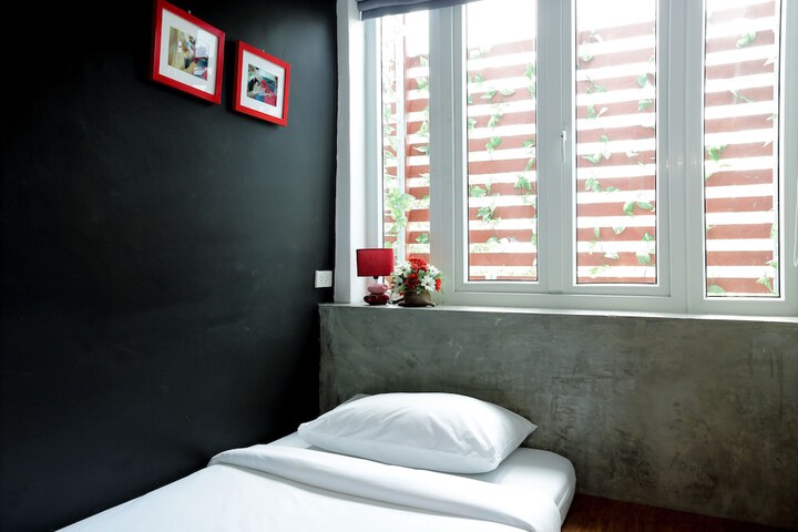 Room 26 of 60