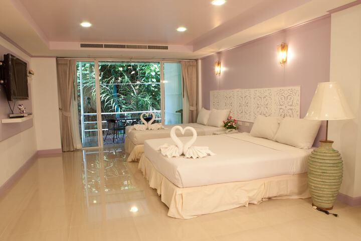 Room 7 of 43