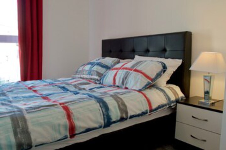 Room 7 of 10