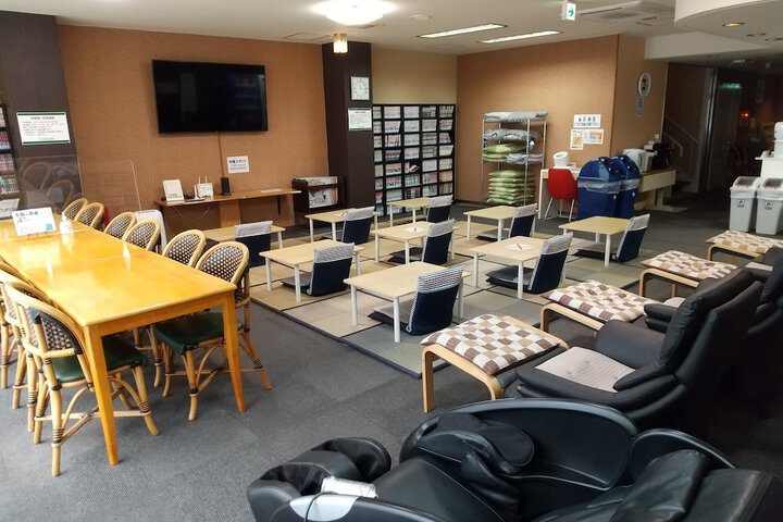 Room 16 of 31