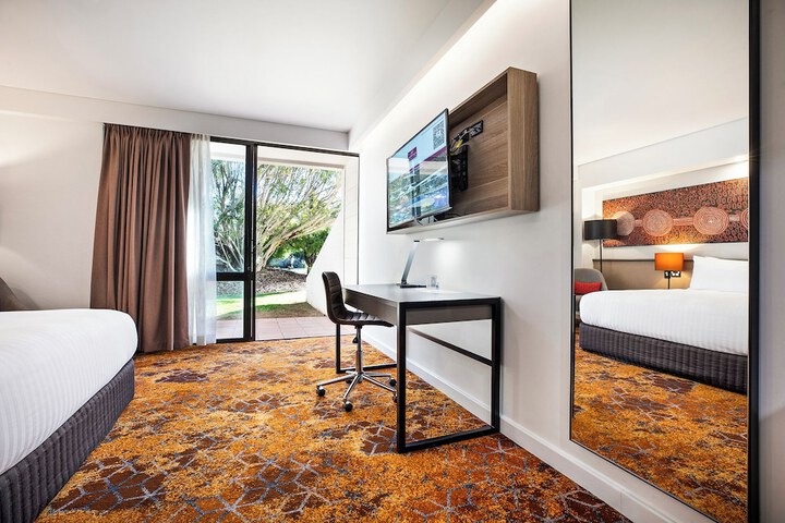 Room 15 of 117