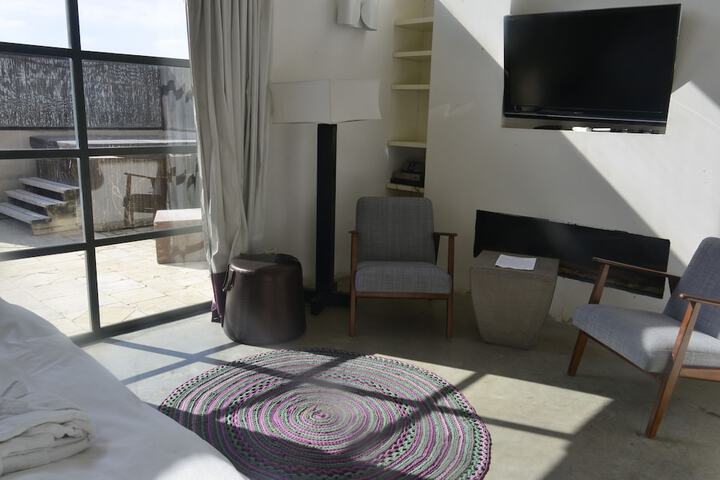 Room 44 of 63