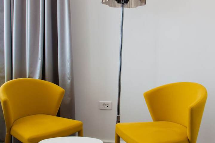 Room 43 of 140