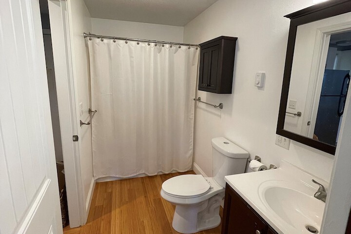 Room 16 of 35