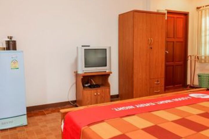 Room 38 of 65