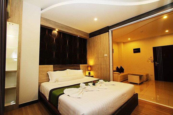 Room 18 of 79