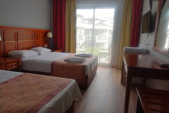 Room 7 of 64