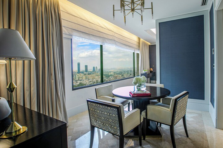 Room 91 of 216