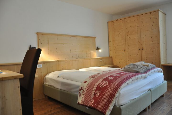 Room 7 of 45