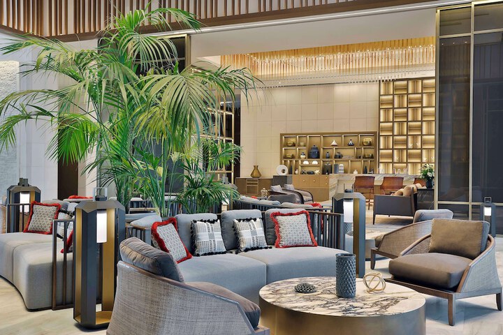 Hotel Interior 7 of 133