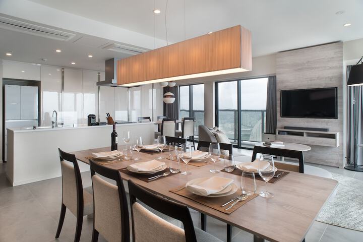 Dining Photos