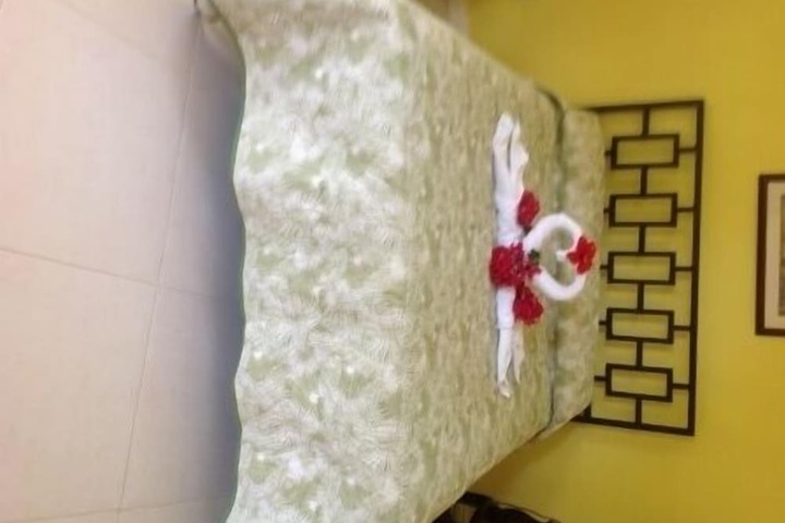 Room 14 of 65