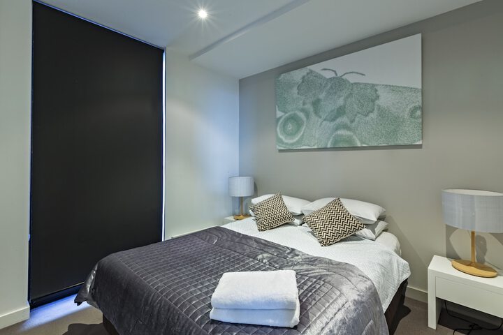 Room 15 of 34