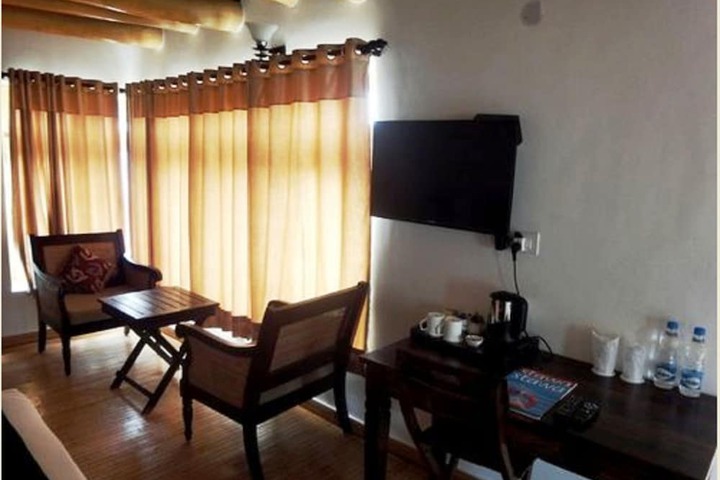 Room 12 of 86