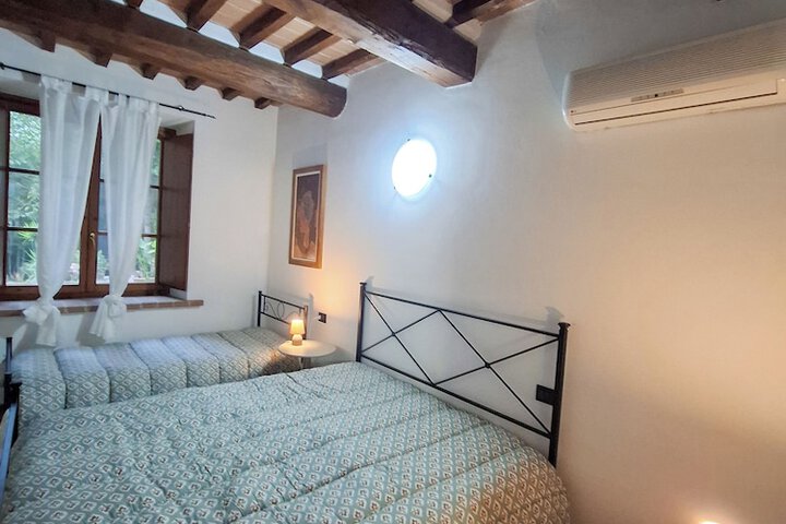 Room 48 of 168