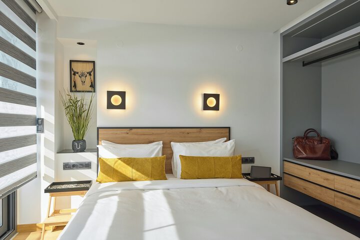 Room 17 of 113