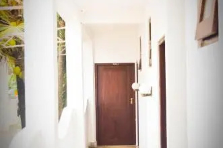 Room 11 of 15