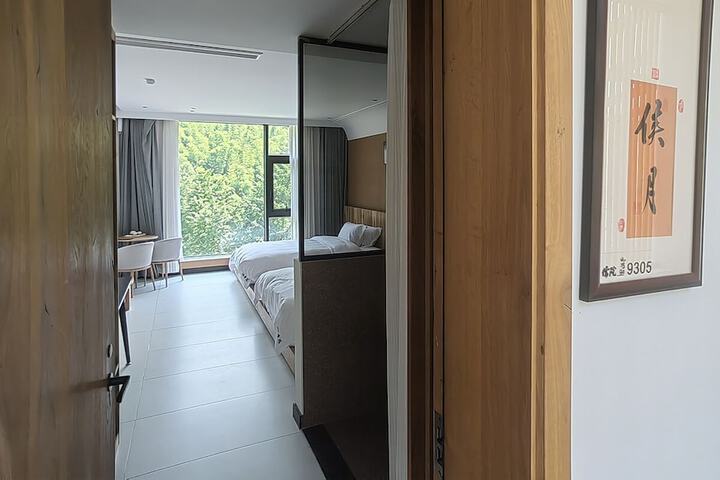 Room 54 of 159