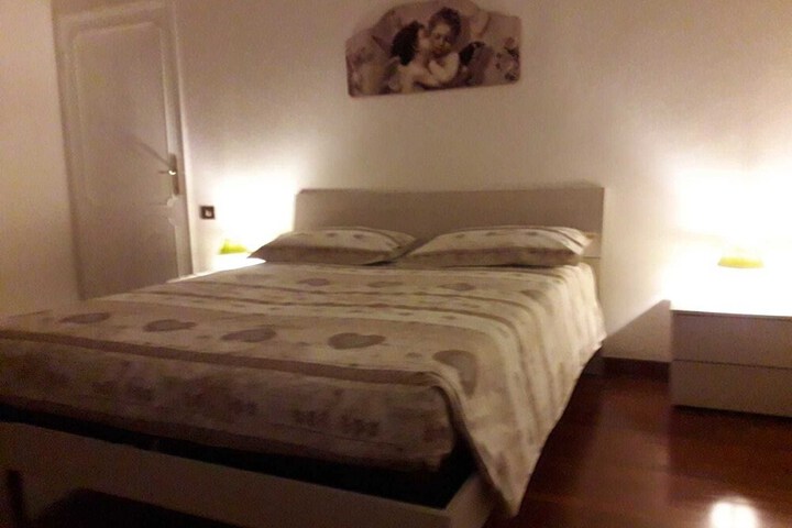 Room 7 of 39