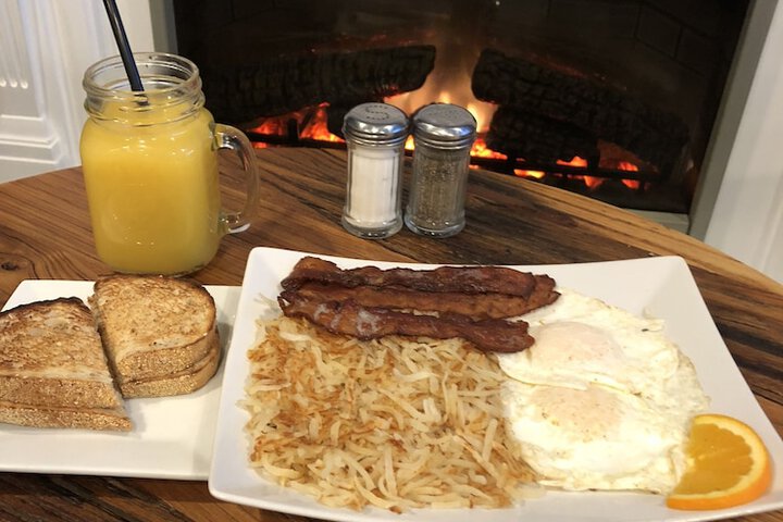Breakfast/Coffee Service 91 of 122