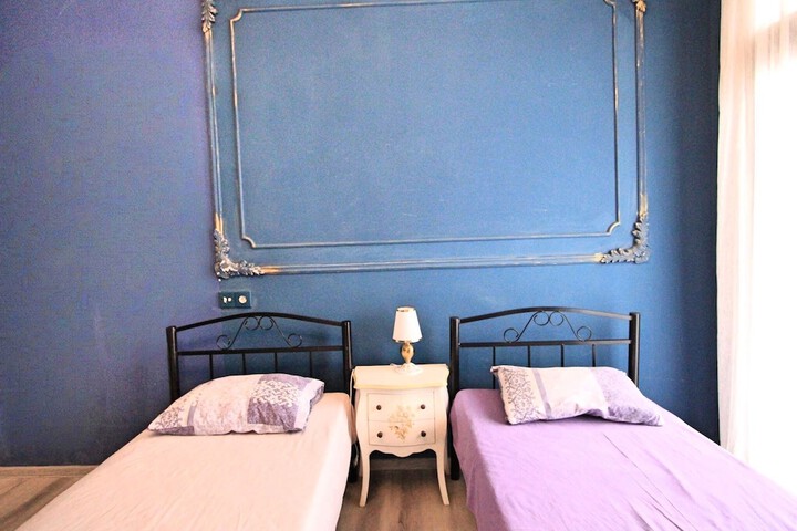 Room 40 of 66