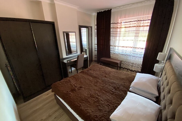Room 5 of 58