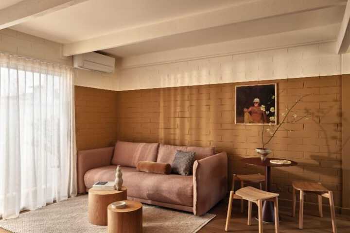 Room 44 of 70