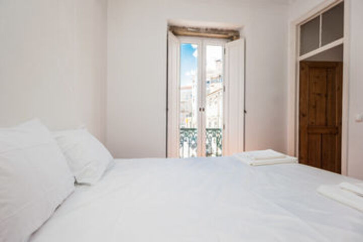 Room 12 of 60
