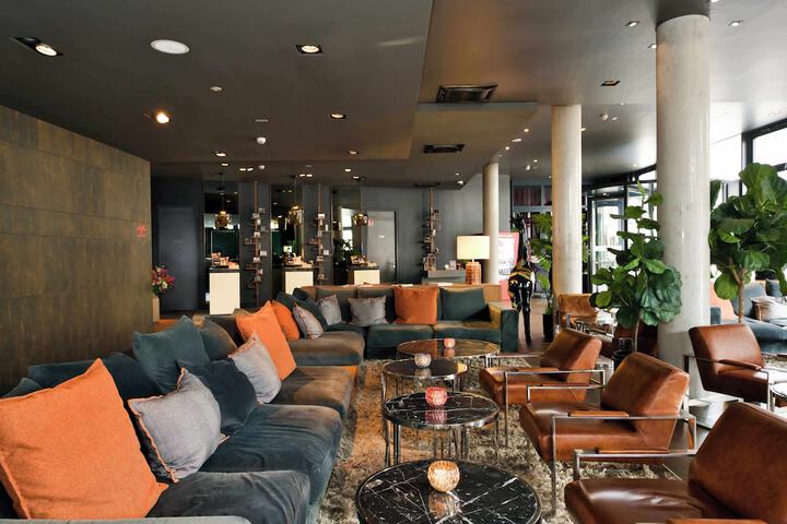 Lobby Entry