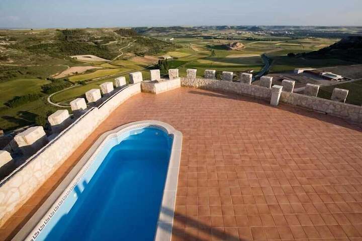 Pool Hotel