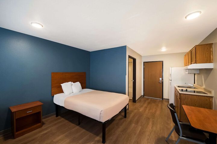Room 34 of 59