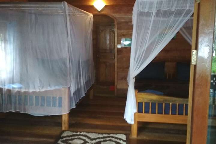 Room 19 of 116