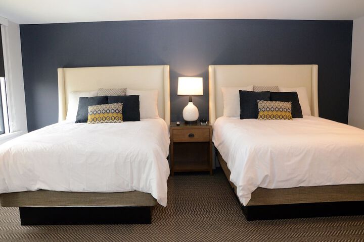 Suite Deluxe 2 Queen Beds (14 of 17)