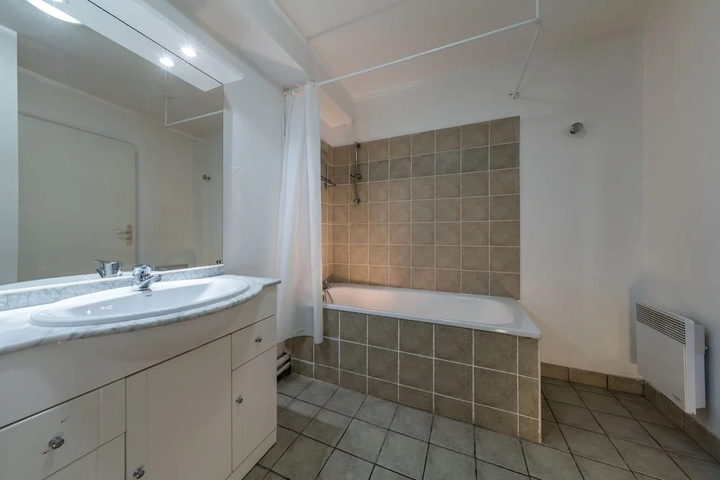 Bath Interior
