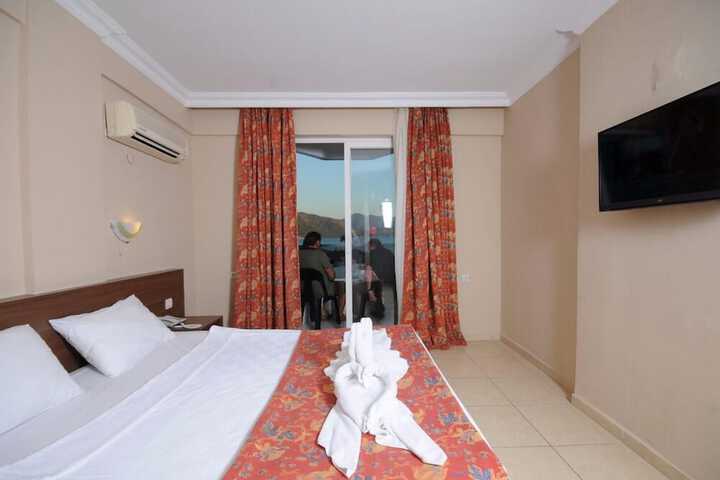 Room 5 of 25