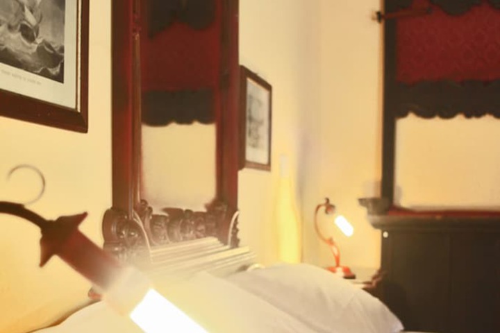 Room 5 of 21