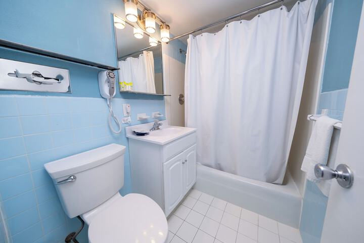 Deluxe Studio Suite Ocean View Oceanfront (1 of 7)