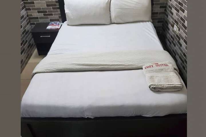 Room 3 of 18