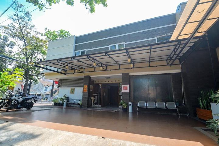 AIRY LENGKONG BUAH BATU 81 BANDUNG