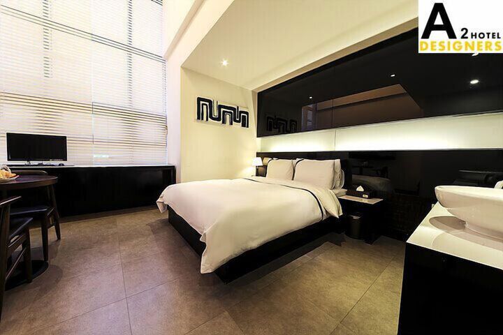 Room 29 of 43