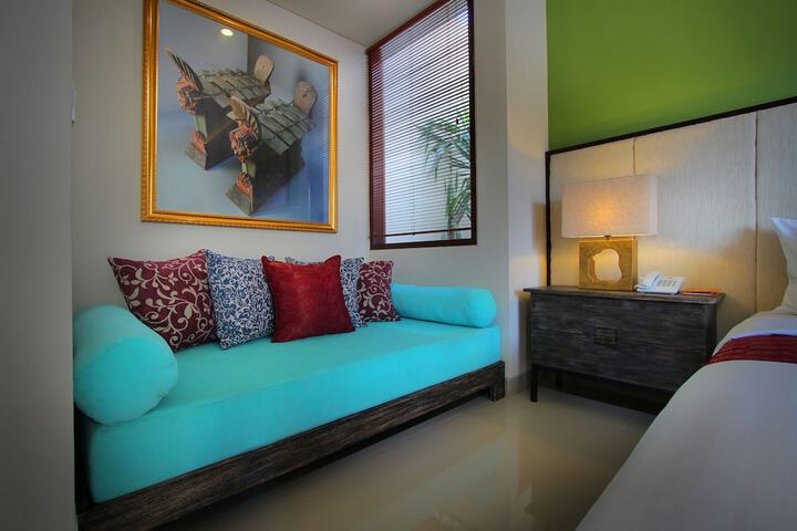 Room 2 of 46