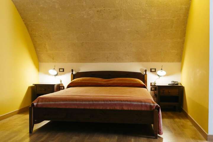 Room 20 of 83