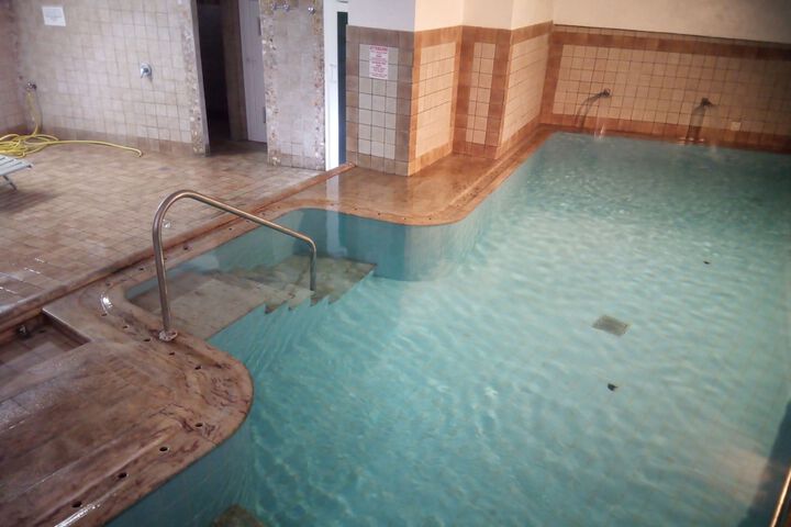 Pool 35 of 71