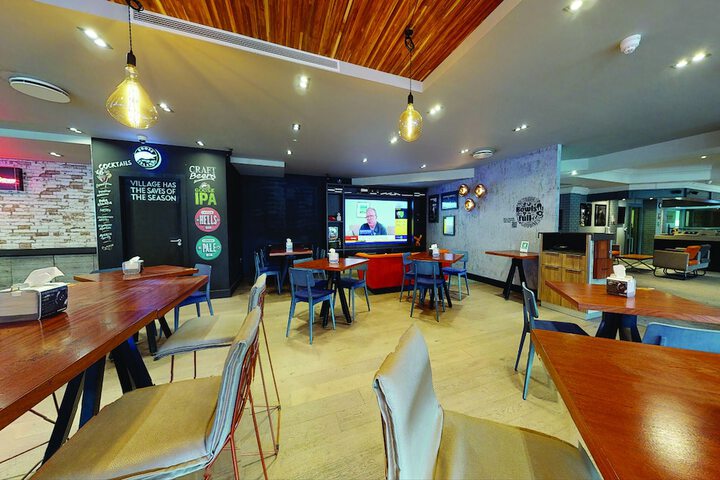 Dining Photos