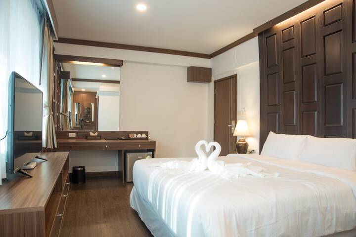 Room 5 of 39