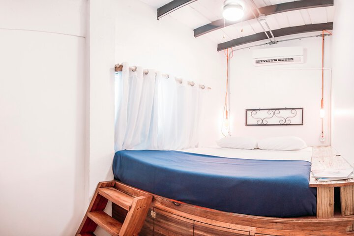 Room 15 of 64