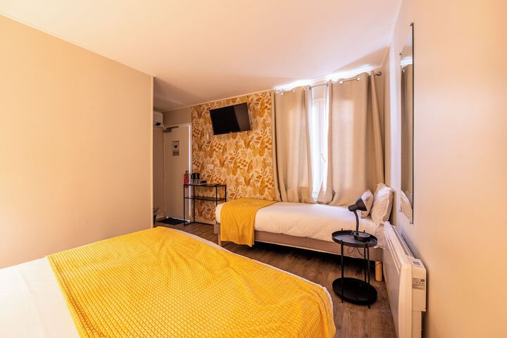 Room 8 of 53