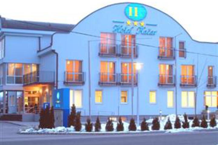 Hotel Entry