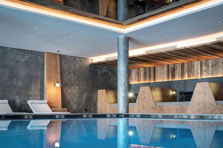 Pool 28 of 106