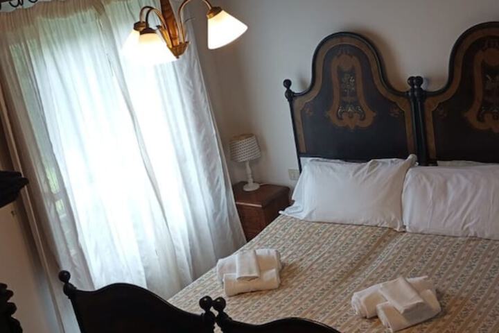 Room 5 of 22
